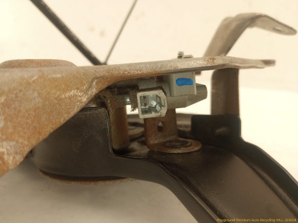 Lincoln MKT Emergency Parking Brake Pedal