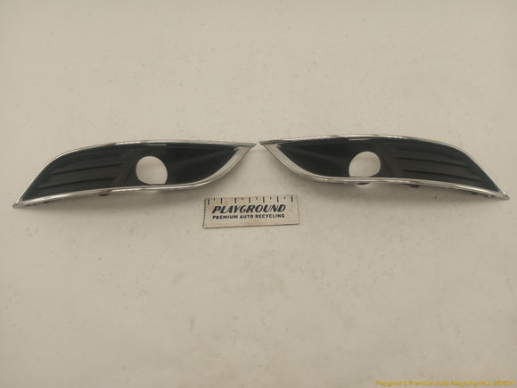 Lincoln MKT Pair Of Front Fog Lamp Bezel Trim