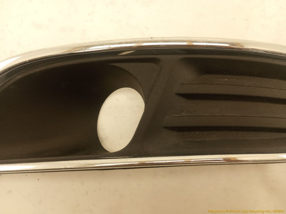 Lincoln MKT Pair Of Front Fog Lamp Bezel Trim