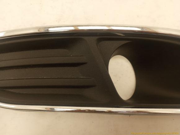 Lincoln MKT Pair Of Front Fog Lamp Bezel Trim