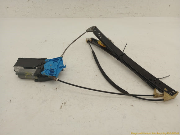 Porsche Cayenne Passenger Right Front Power Window Regulator