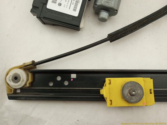 Porsche Cayenne Driver Left Front Door Window Regulator