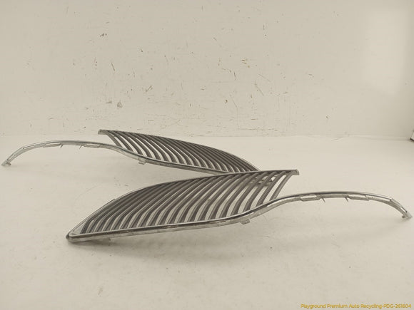 Lincoln MKT Pair Of Front Bumper Side Grilles