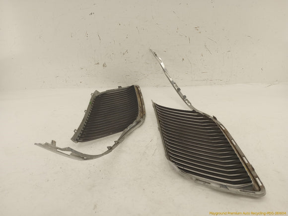 Lincoln MKT Pair Of Front Bumper Side Grilles