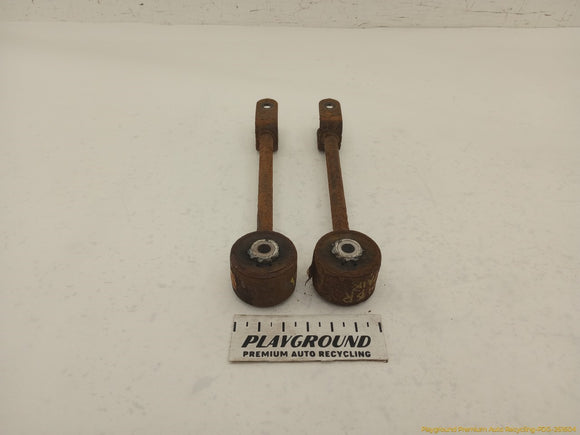 Lincoln MKT Pair Of Rear Suspension Trailing Arms