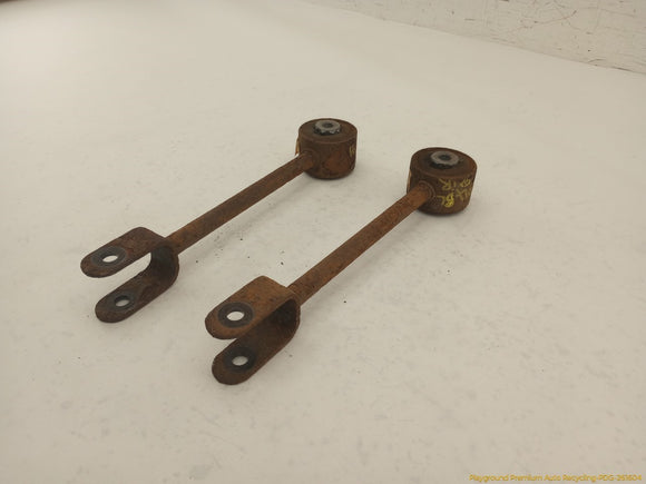 Lincoln MKT Pair Of Rear Suspension Trailing Arms