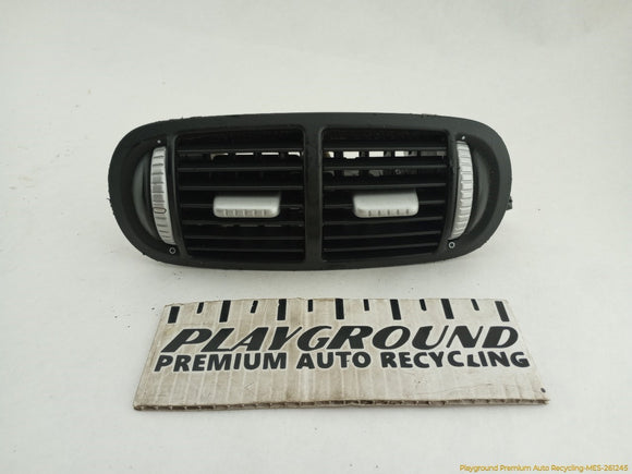 Porsche Cayenne Rear Center Dash Air Vent Grille