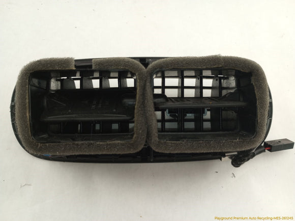 Porsche Cayenne Rear Center Dash Air Vent Grille