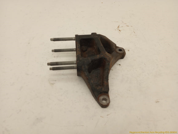 Lincoln MKT Front Right Engine Mount Bracket