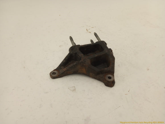 Lincoln MKT Front Right Engine Mount Bracket