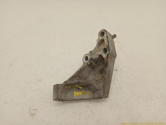Lincoln MKT Transfer Case Mount Bracket