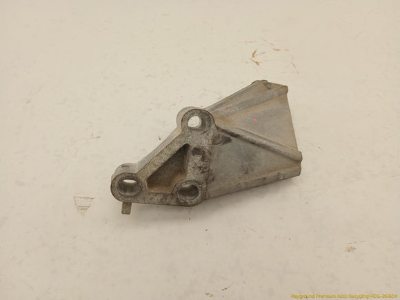 Lincoln MKT Transfer Case Mount Bracket