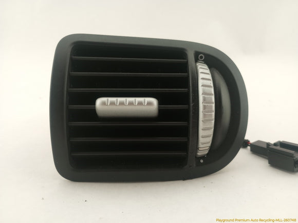 Porsche Cayenne Pair Of Side Dashboard Air Vents