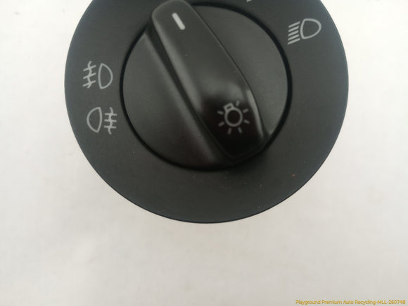 Porsche Cayenne Headlight Switch Control