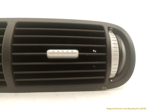 Porsche Cayenne Front Center Dashboard Air Vent