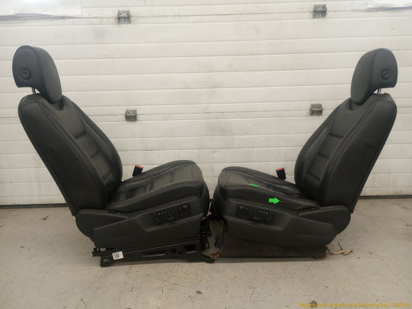 Porsche Cayenne Pair Of Front Seats