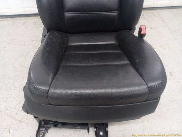 Porsche Cayenne Pair Of Front Seats