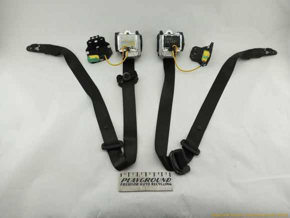 Porsche Cayenne Pair Of Front Seat Belt Retractor & Buckles