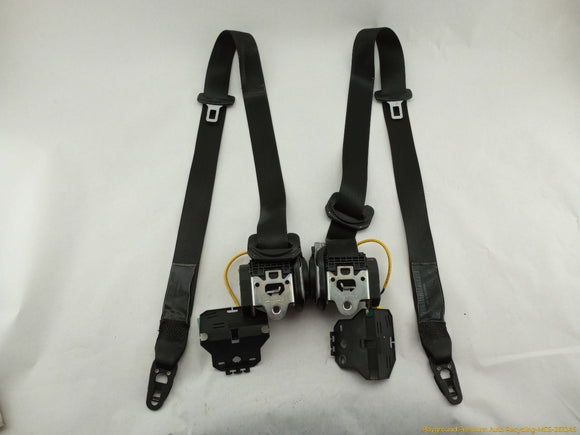 Porsche Cayenne Pair Of Front Seat Belt Retractor & Buckles