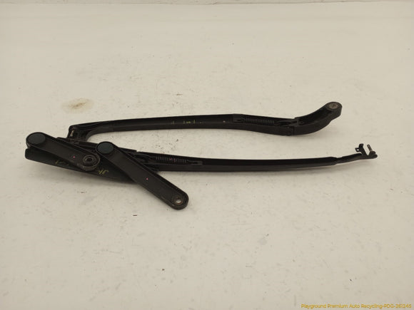 Porsche Cayenne Pair Of Windshield Wiper Arms