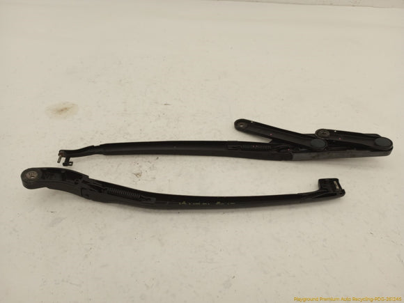 Porsche Cayenne Pair Of Windshield Wiper Arms