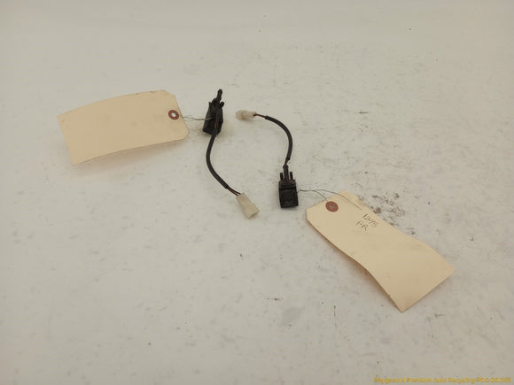 Porsche Cayenne Pair Of Windshield Washer Nozzles