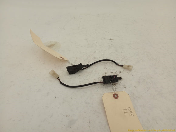 Porsche Cayenne Pair Of Windshield Washer Nozzles