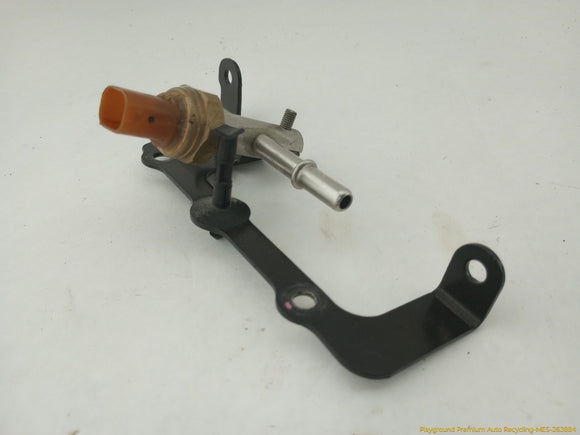 Land Rover Discovery Sport Fuel Pressure Sensor Tube Bracket