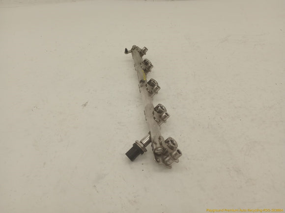 Land Rover Discovery Sport Fuel Rail