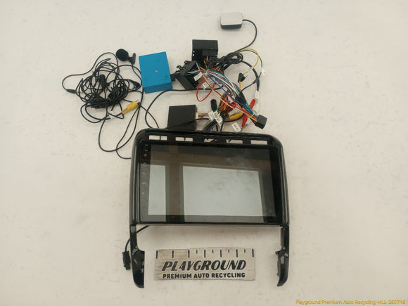 Porsche Cayenne Aftermarket Radio Head Unit