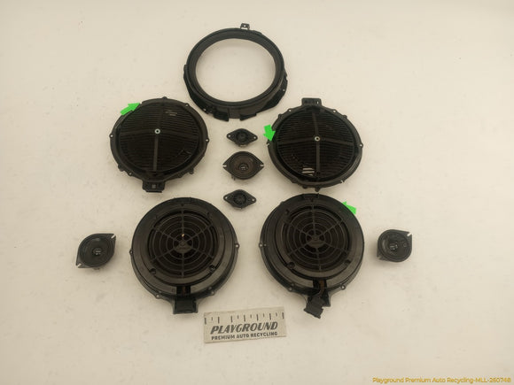 Porsche Cayenne Set Of Audio Speakers