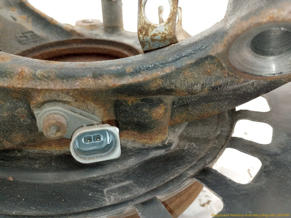 Porsche Cayenne Passenger Right Rear Spindle Knuckle Hub