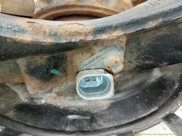Porsche Cayenne Driver Left Rear Spindle Knuckle Hub