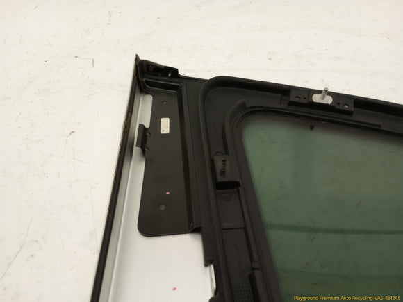 Porsche Cayenne Passenger Right Rear Quarter Window Glass