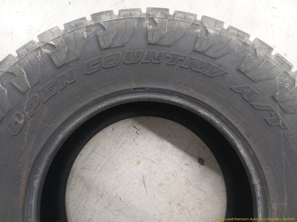 Hummer H2 Single Tire - Toyo Tires - Open Country - 35x12.50 R17