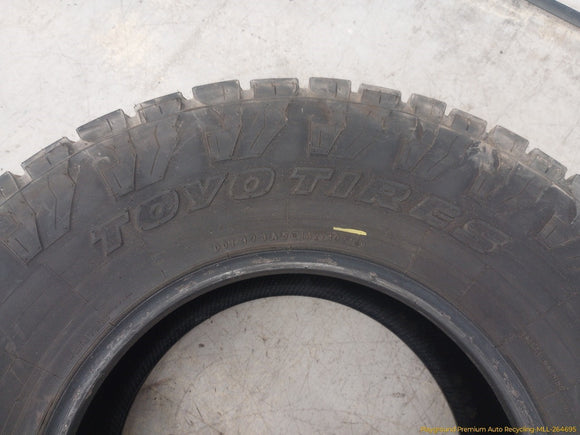 Hummer H2 Single Tire - Toyo Tires - Open Country - 35x12.50 R17