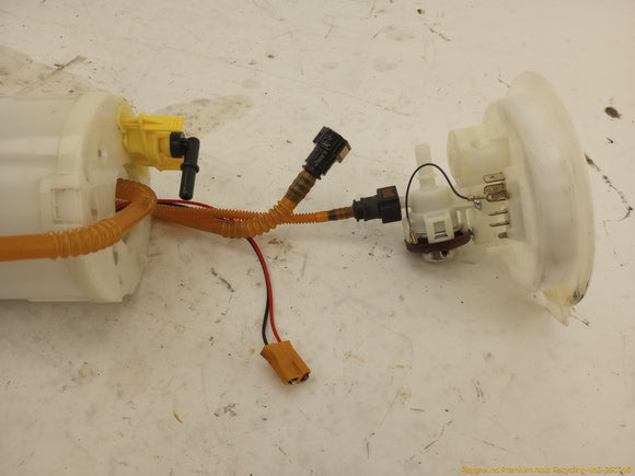 Porsche Cayenne Pair Of Fuel Pump Assemblies