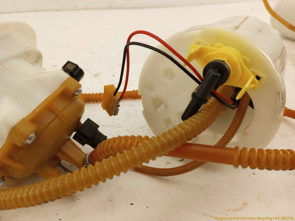 Porsche Cayenne Pair Of Fuel Pump Assemblies
