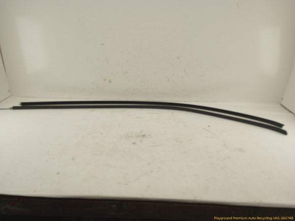 Porsche Cayenne Pair Of Roof Edge Molding Trim