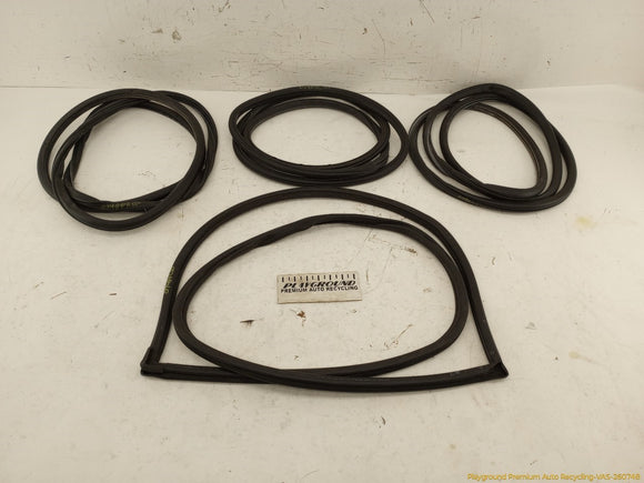 Porsche Cayenne Set Of Door Seal Weatherstrips