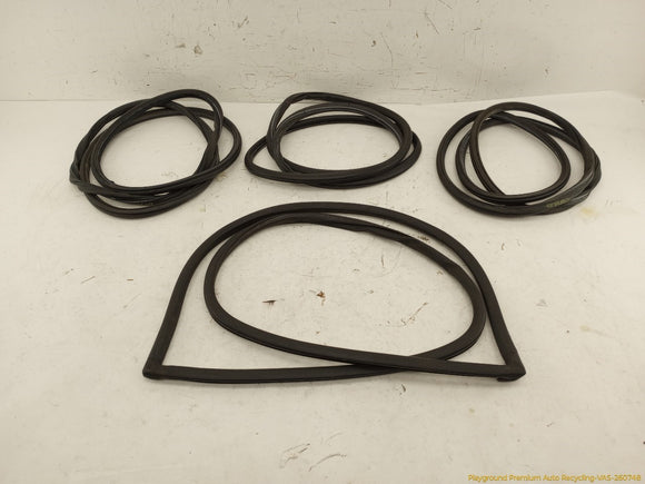 Porsche Cayenne Set Of Door Seal Weatherstrips