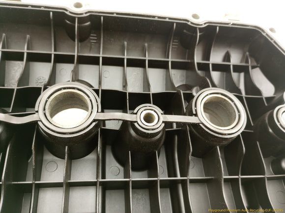 Porsche Cayenne Driver Front Left Valve Cover