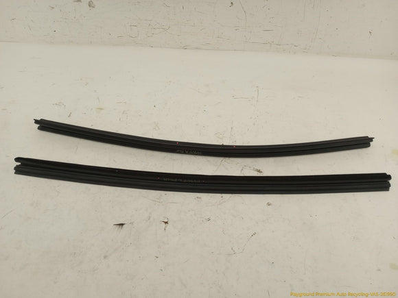 Cadillac CTS Pair Of Front Door Inner Molding