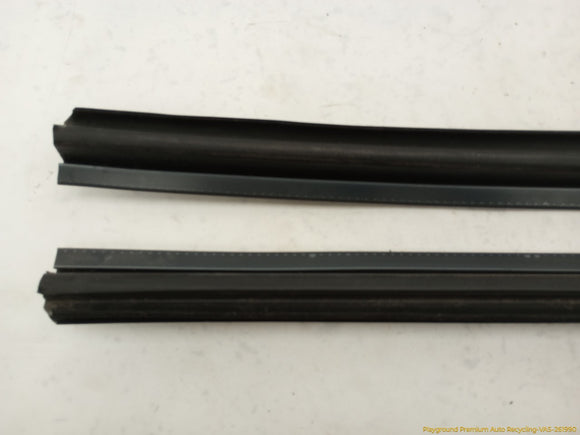 Cadillac CTS Pair Of Front Door Inner Molding