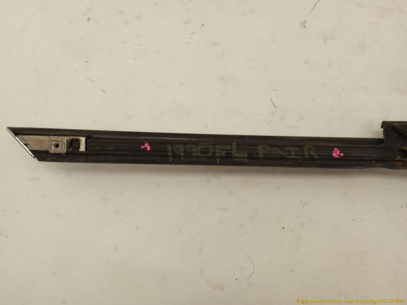 Cadillac CTS Pair Of Front Door Outer Molding
