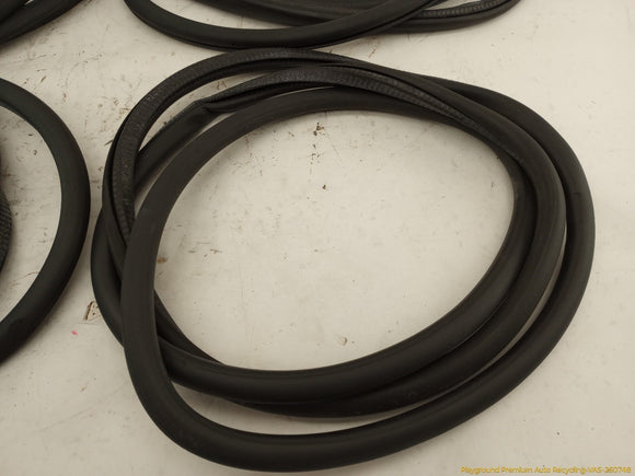 Porsche Cayenne Door To Car & Tailgate Seal Weatherstrips