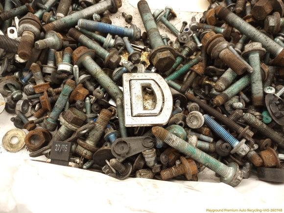 Porsche Cayenne Dismantling Hardware Fasteners Bolts & Nuts