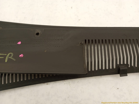 Cadillac CTS Passenger Right Air Inlet Grille