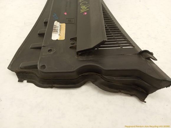 Cadillac CTS Passenger Right Air Inlet Grille