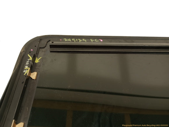 Volvo XC70 Sunroof Glass